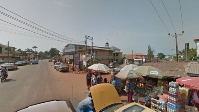 thumbnailpanoidlQCK-SULm4RBY7P1sHhLLAcb_clientsearch.gws-prod.gpsw800h500yaw302.36035pitch0thumbfov100.jpeg