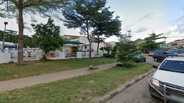 thumbnailpanoidmIK7Xq5a-OjqHcL1cabGQcb_clientsearch.gws-prod.gpsw800h500yaw76.2758pitch0thumbfov100.jpeg