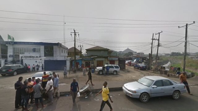 thumbnailpanoidnVrwXcFMqno_PiVLZxtmnQcb_clientsearch.gws-prod.gpsw800h500yaw138.02052pitch0thumbfov100.jpeg