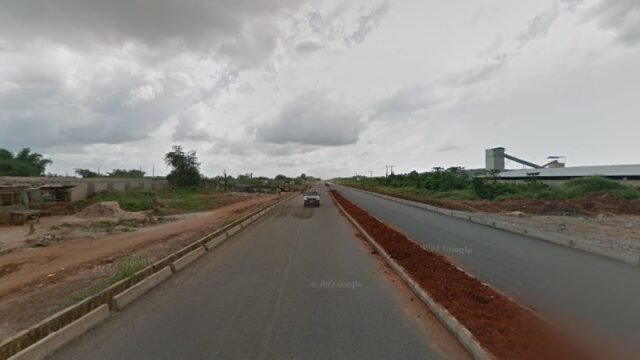 thumbnailpanoidpR-Fx2irW7elAM9CCB91zQcb_clientsearch.gws-prod.gpsw800h500yaw137.71971pitch0thumbfov100.jpeg