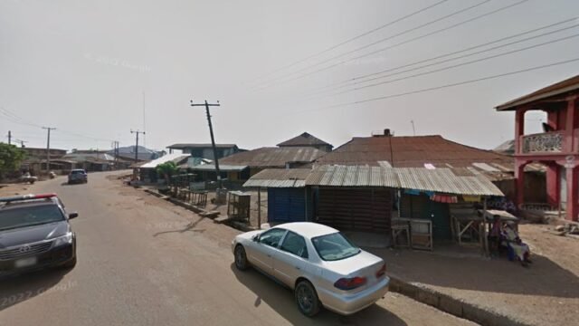 thumbnailpanoidpb2HOwc9FXQ3o_kcG-K1Wgcb_clientsearch.gws-prod.gpsw800h500yaw99.240105pitch0thumbfov100.jpeg