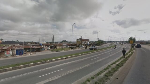 thumbnailpanoidqJ4YSRMyZR5GIzLuCW534Acb_clientsearch.gws-prod.gpsw800h500yaw34.35618pitch0thumbfov100.jpeg