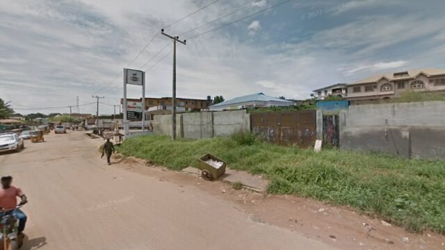 thumbnailpanoidqyaAKHVnA4LYmZ0qzuoneQcb_clientsearch.gws-prod.gpsw800h500yaw252.81238pitch0thumbfov100.jpeg