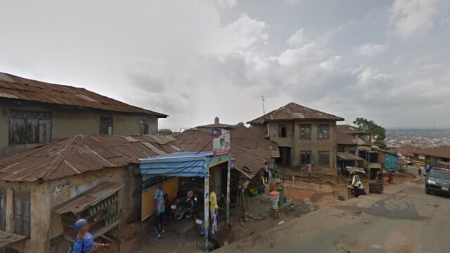 thumbnailpanoidrNWPBiOWduGGKi01OWKdswcb_clientsearch.gws-prod.gpsw800h500yaw165.77716pitch0thumbfov100.jpeg