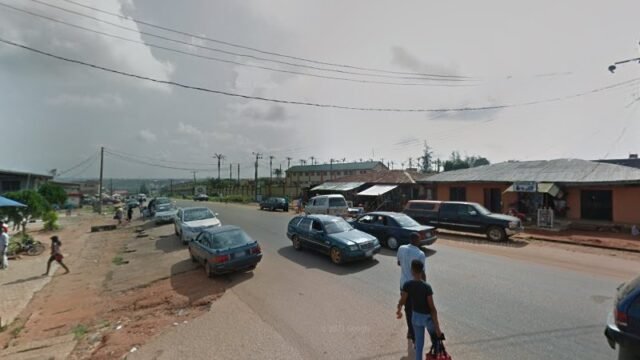 thumbnailpanoidrmr81Wa-u1HxbqrsK_N0uwcb_clientsearch.gws-prod.gpsw800h500yaw57.529545pitch0thumbfov100.jpeg