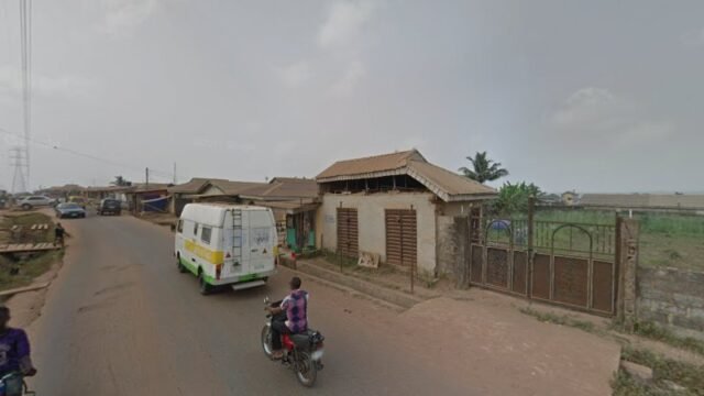 thumbnailpanoidt4HC6kGyLgKQ3XFZx1TS2Qcb_clientsearch.gws-prod.gpsw800h500yaw239.37785pitch0thumbfov100.jpeg