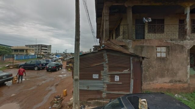 thumbnailpanoidtI-mrjuDXILYkl-_JFTUOgcb_clientsearch.gws-prod.gpsw800h500yaw88.233376pitch0thumbfov100.jpeg