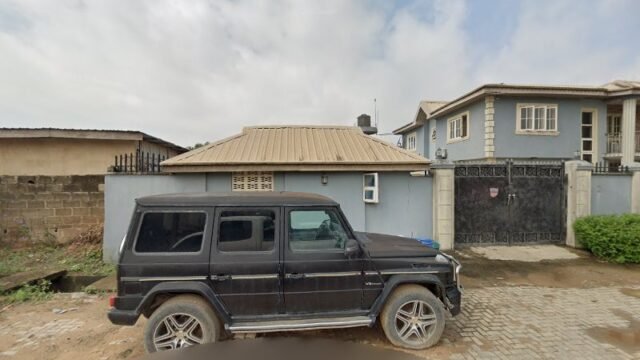thumbnailpanoidtZJ5ugadzvGxia9CgHd8NQcb_clientsearch.gws-prod.gpsw800h500yaw183.59868pitch0thumbfov100.jpeg