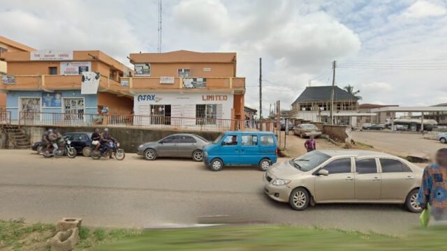 thumbnailpanoiduPj1XSGiwLNgWeWQhF772Qcb_clientsearch.gws-prod.gpsw800h500yaw168.83044pitch0thumbfov100.jpeg