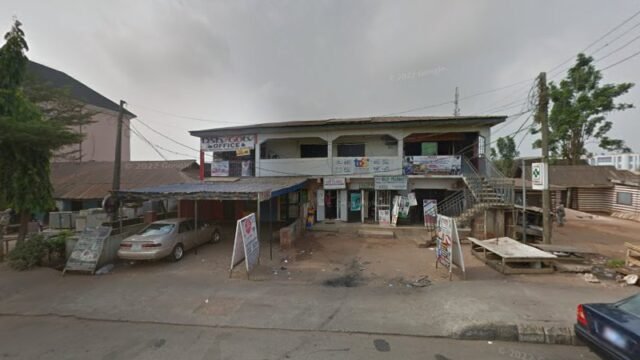 thumbnailpanoidusTr8ozCKPkuswtX5PIEwAcb_clientsearch.gws-prod.gpsw800h500yaw212.56306pitch0thumbfov100.jpeg
