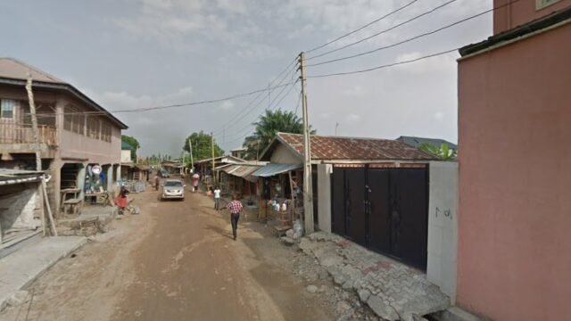 thumbnailpanoidv-7tTuGyPlCy6h-X-bjKVwcb_clientsearch.gws-prod.gpsw800h500yaw319.47952pitch0thumbfov100.jpeg