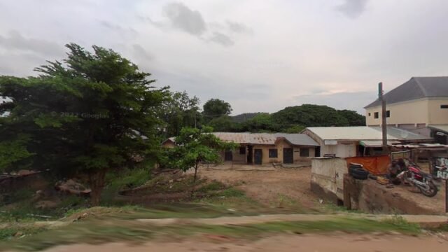 thumbnailpanoidvX2VweG7uy8nFrcstQ3TCQcb_clientsearch.gws-prod.gpsw800h500yaw192.72987pitch0thumbfov100.jpeg