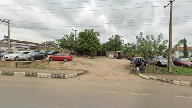 thumbnailpanoidvdpJH7SJA7pyiMufllCLmwcb_clientsearch.gws-prod.gpsw800h500yaw282.59576pitch0thumbfov100.jpeg