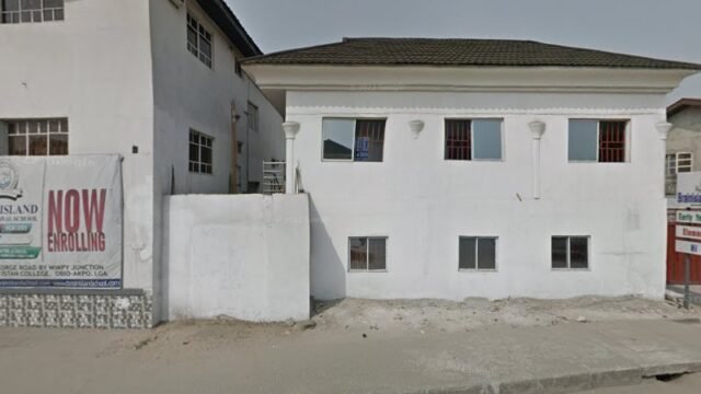thumbnailpanoidvzkSZXtYAlkBnXE1nTmseAcb_clientsearch.gws-prod.gpsw800h500yaw271.6787pitch0thumbfov100.jpeg
