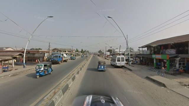 thumbnailpanoidwekFDlube8bdre0KD4t5RAcb_clientsearch.gws-prod.gpsw800h500yaw130.74464pitch0thumbfov100.jpeg