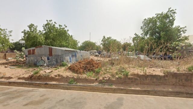 thumbnailpanoidyF96k416YzGRyLdaY7t6qwcb_clientsearch.gws-prod.gpsw800h500yaw266.6361pitch0thumbfov100.jpeg