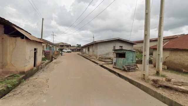 thumbnailpanoidySESULkSsw06k5nJYYSCvQcb_clientsearch.gws-prod.gpsw800h500yaw239.8946pitch0thumbfov100-2.jpeg