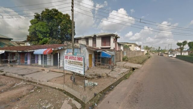 thumbnailpanoidylLsHL6yzBmyzhV_QAZduAcb_clientsearch.gws-prod.gpsw800h500yaw71.620544pitch0thumbfov100.jpeg