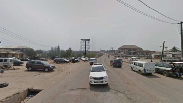 thumbnailpanoidz_bAZQJ8AmDudP03H8Dghgcb_clientsearch.gws-prod.gpsw800h500yaw149.43085pitch0thumbfov100.jpeg
